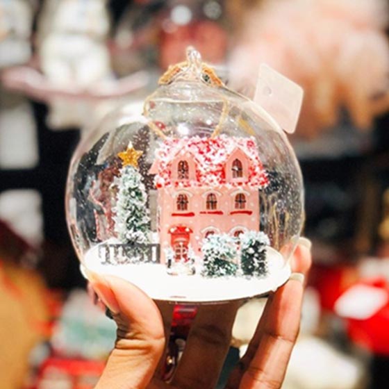 Tiny Holiday Snowglobe